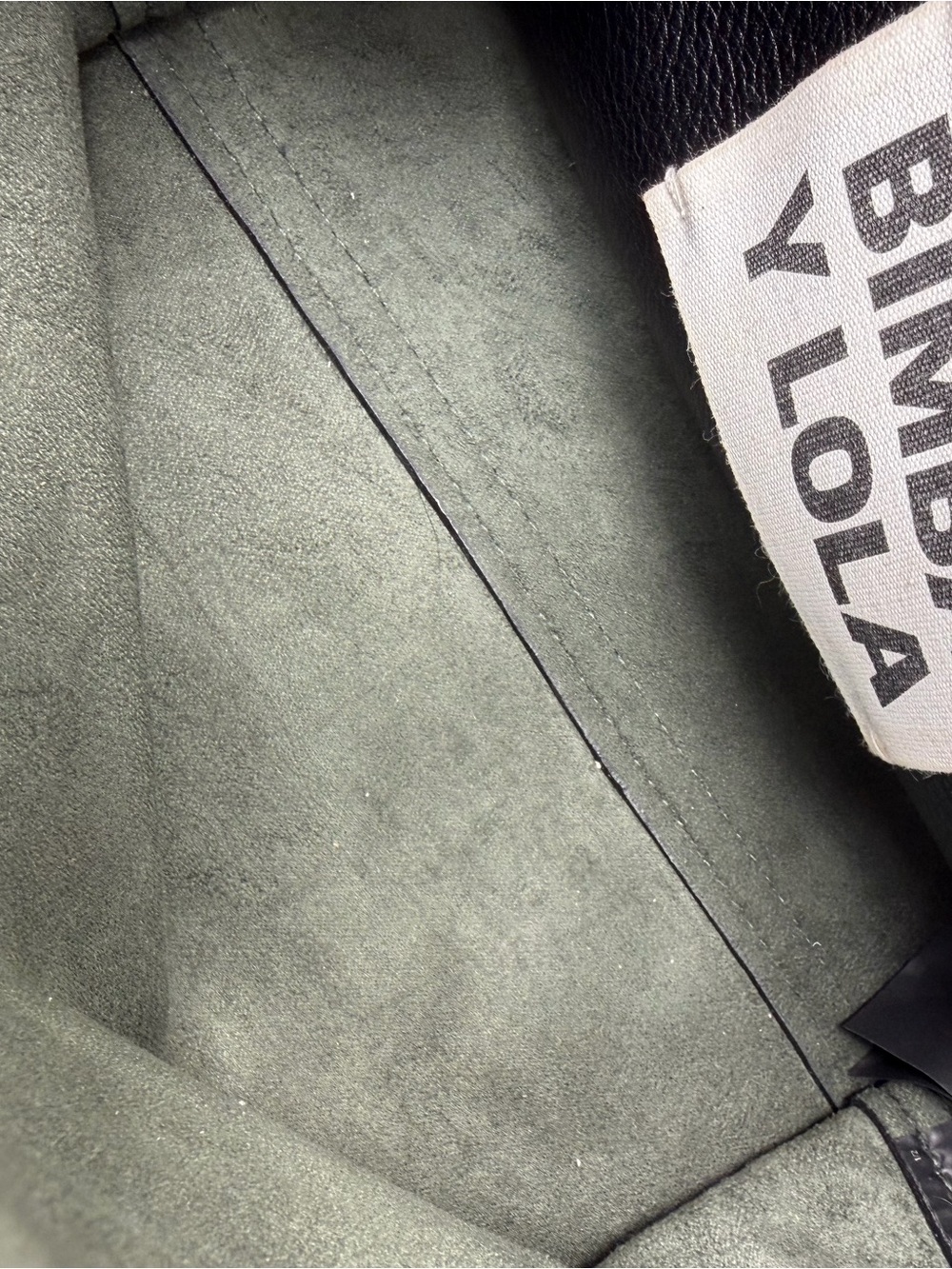 Bimba Y Lola Black Pebbled Leather Crossbody - Picture 6 of 6